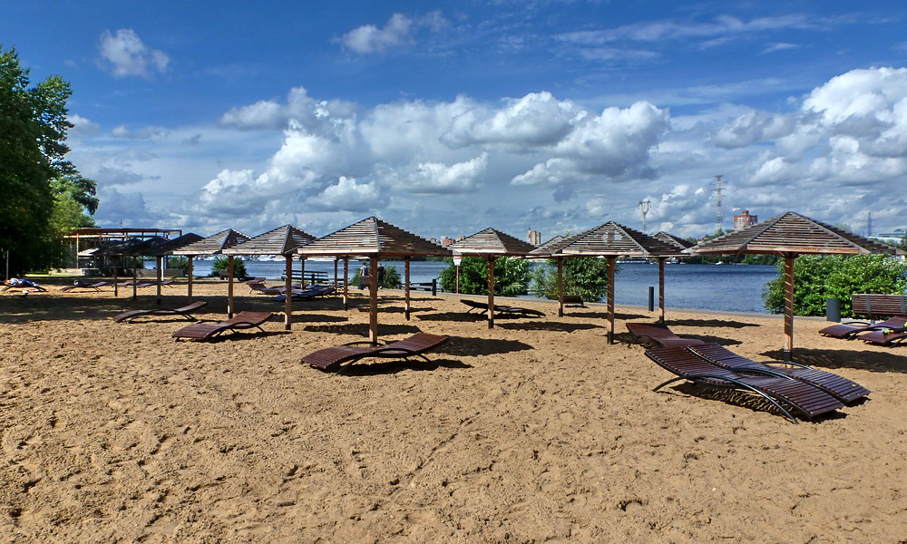 Пляж Покровский берег